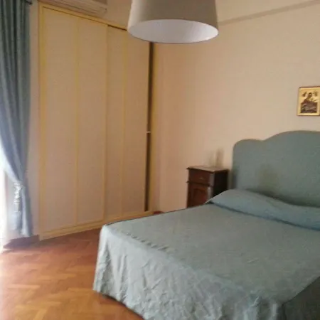 Vicino Al Mare Apartment *